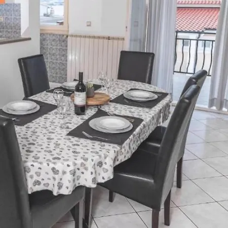 Be At Peace Apartment *